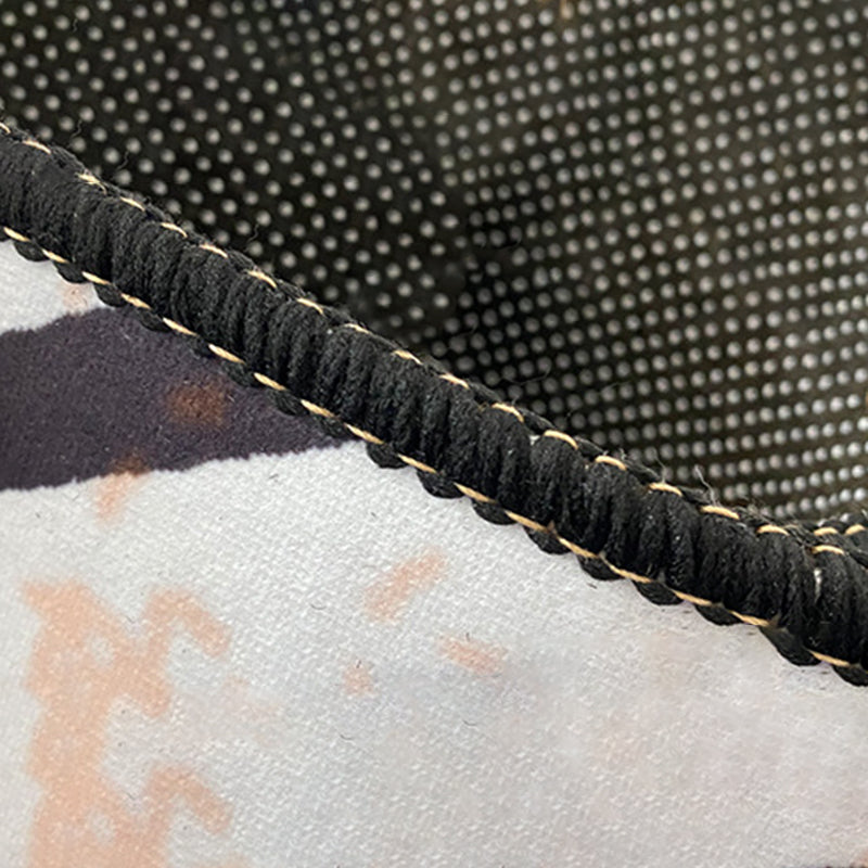 Contemporary Living Room Rug Graphic Print Carpet Polyester Stain Resistant Indoor Rug