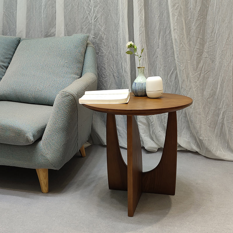 Scandinavian Round Wooden Top Side Table 19.6-inch Abstract End Table