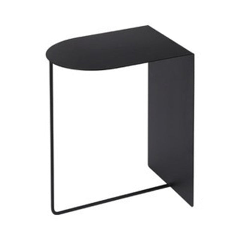 15.75" W x 11.81" D x 19.69" H Metal Side Table Simple Geometric End Table