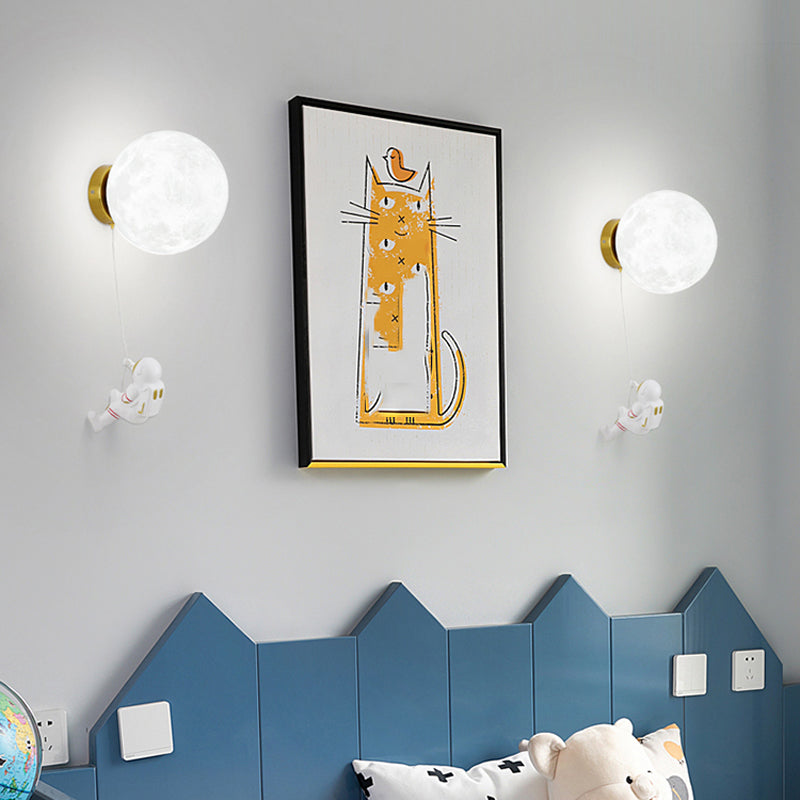 Kids Style 1 - Light Wall Sconce in White Moon Shape Resin and Iron Wall Light
