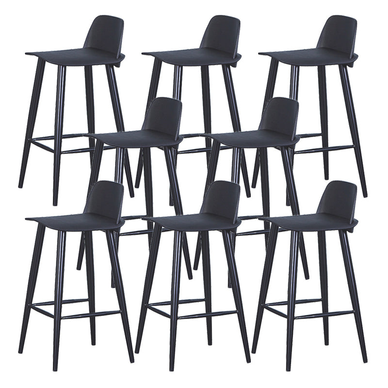 Contemporary Low Back Bar Stool Plastic Footrest Stool for Restaurant