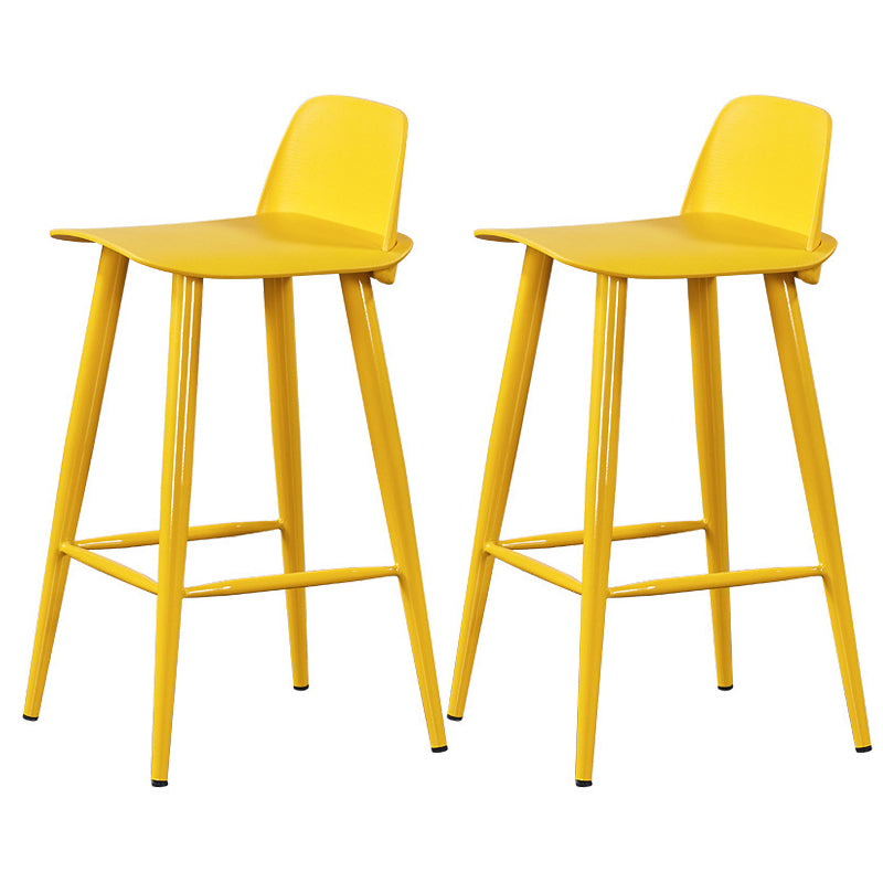 Contemporary Low Back Bar Stool Plastic Footrest Stool for Restaurant