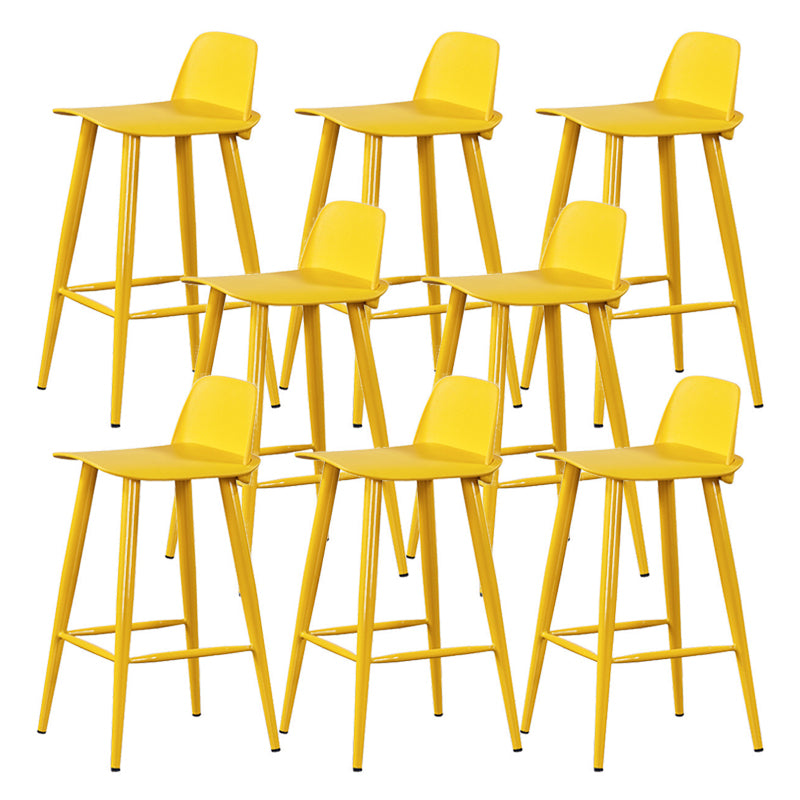 Contemporary Low Back Bar Stool Plastic Footrest Stool for Restaurant