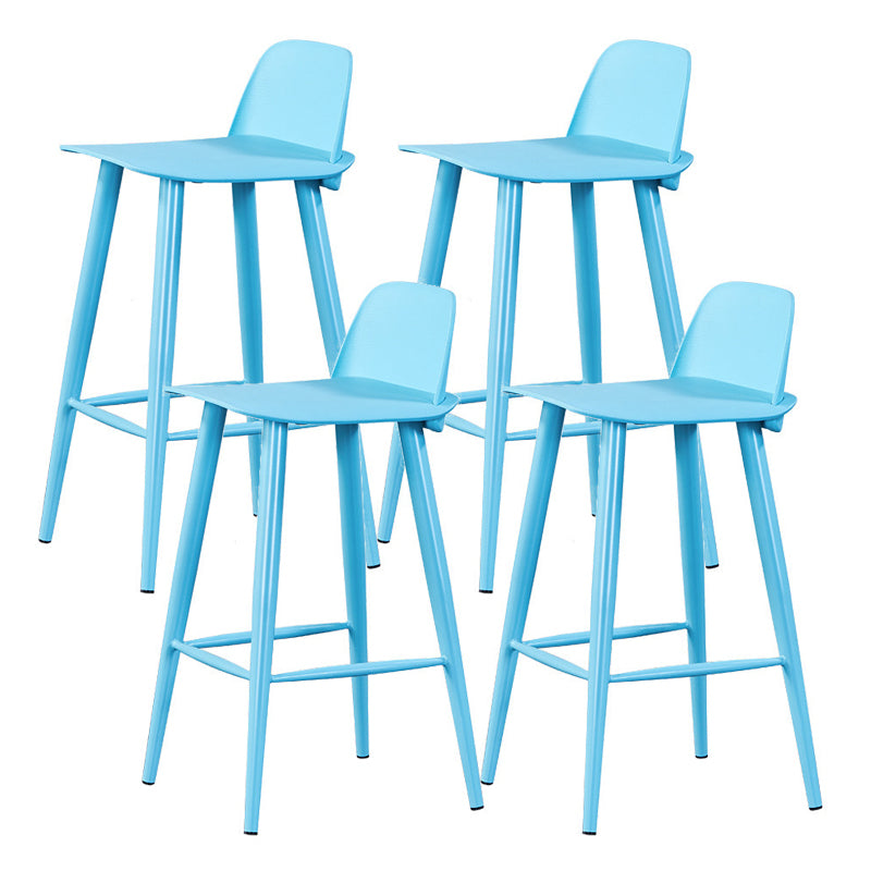 Contemporary Low Back Bar Stool Plastic Footrest Stool for Restaurant