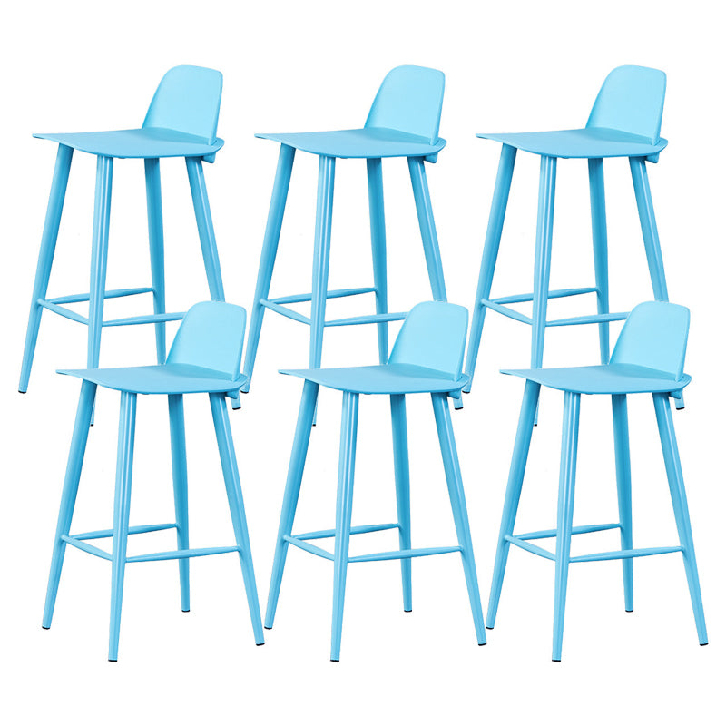Contemporary Low Back Bar Stool Plastic Footrest Stool for Restaurant