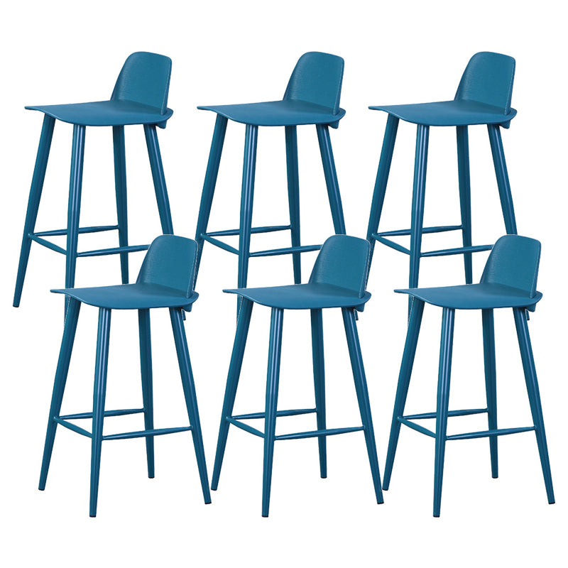 Contemporary Low Back Bar Stool Plastic Footrest Stool for Restaurant