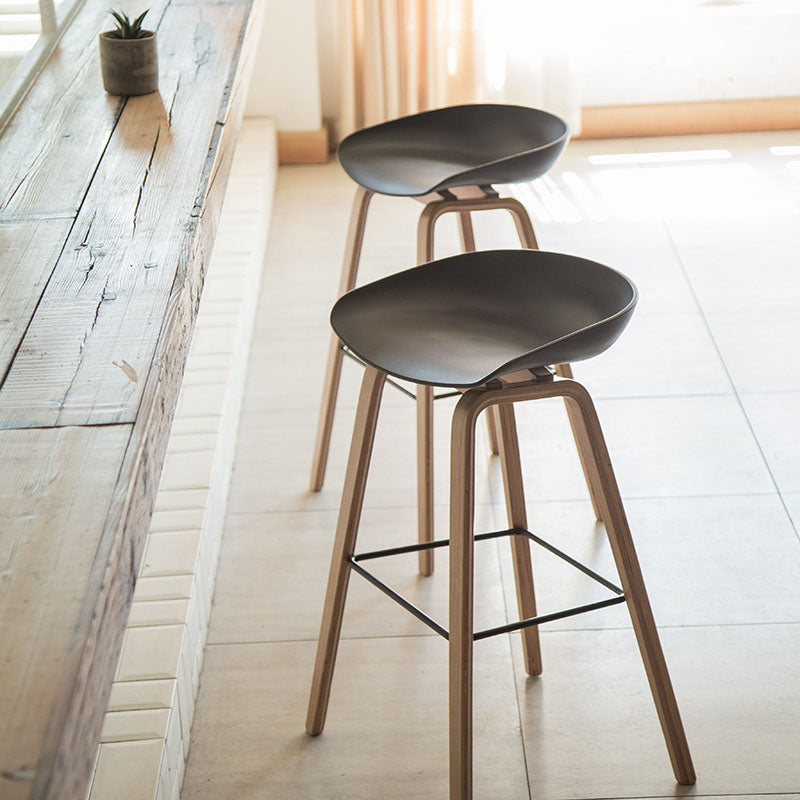 Scandinavian Bucket Stool Plastic Bar Stool with Solid Wood Legs