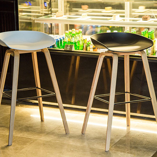 Scandinavian Bucket Stool Plastic Bar Stool with Solid Wood Legs