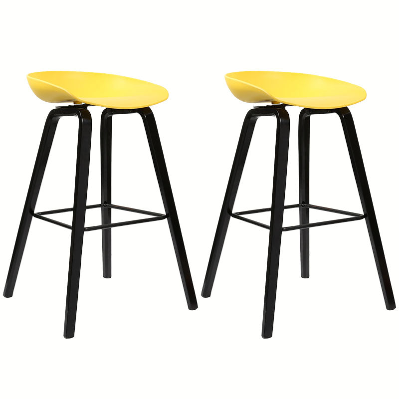 Scandinavian Bucket Stool Plastic Bar Stool with Solid Wood Legs