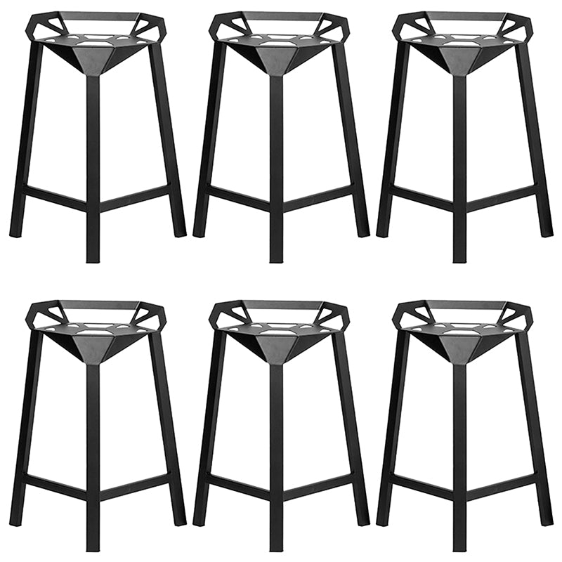 Industrial Low Back Bar Stool Metal Counter Height Stool in Black