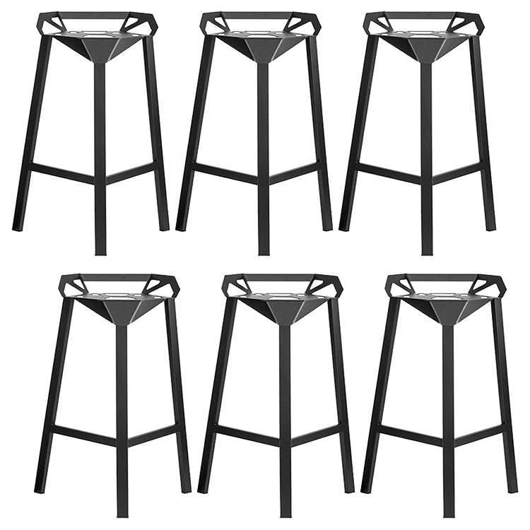 Industrial Low Back Bar Stool Metal Counter Height Stool in Black