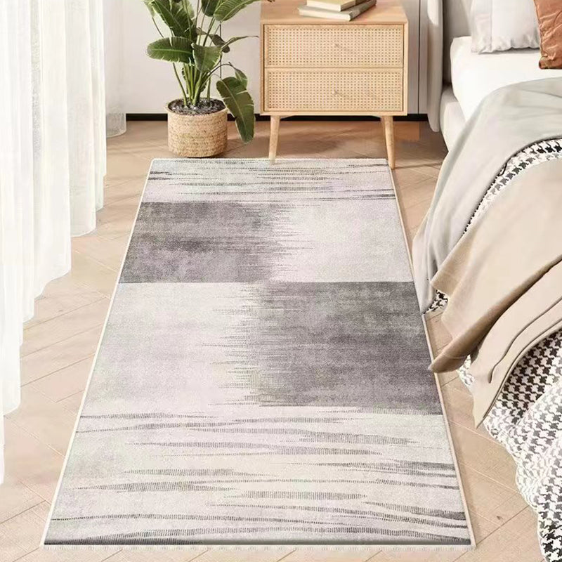 Gray Casual Rug Polyester Feather Rug Stain Resistant Rug for Drawing Room