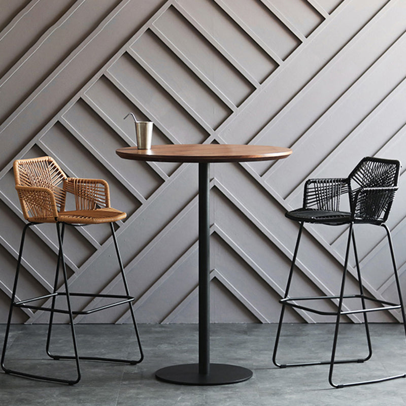Scandinavian Plastic Rattan Bar Stool Armed Bucket Stool with Metal Legs