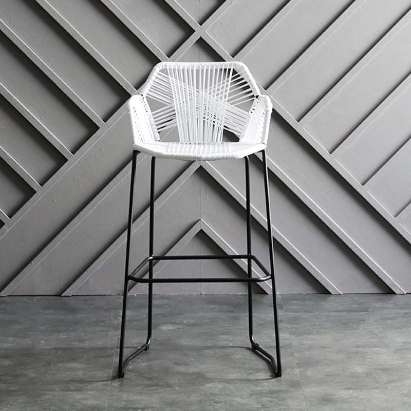 Scandinavian Plastic Rattan Bar Stool Armed Bucket Stool with Metal Legs