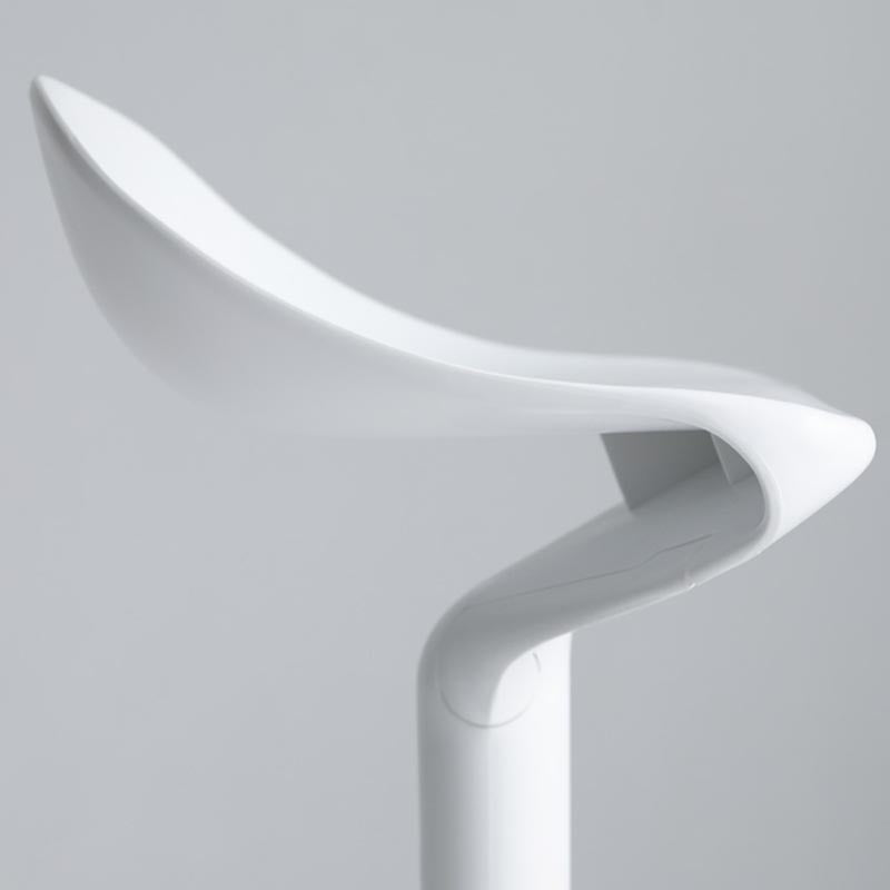 Scandinavian Adjustable Height Bar Stool Plastic Footrest Stool