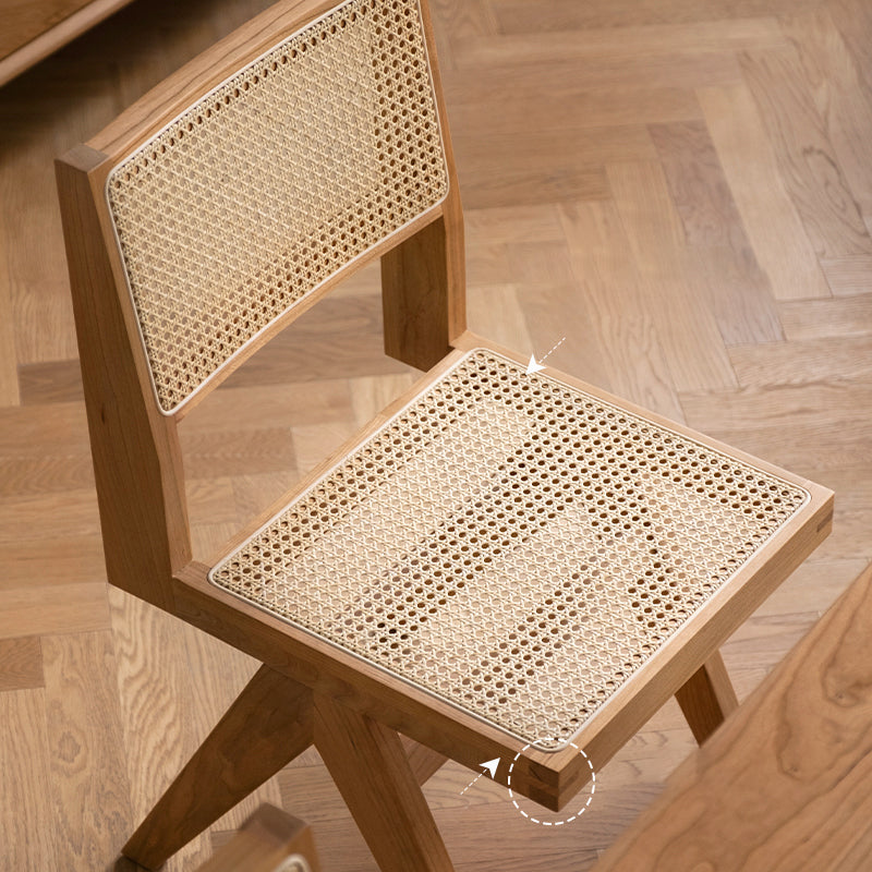 Natural Scandinavian Dining Chairs Rubber Wood Low Back Dining Side Chair