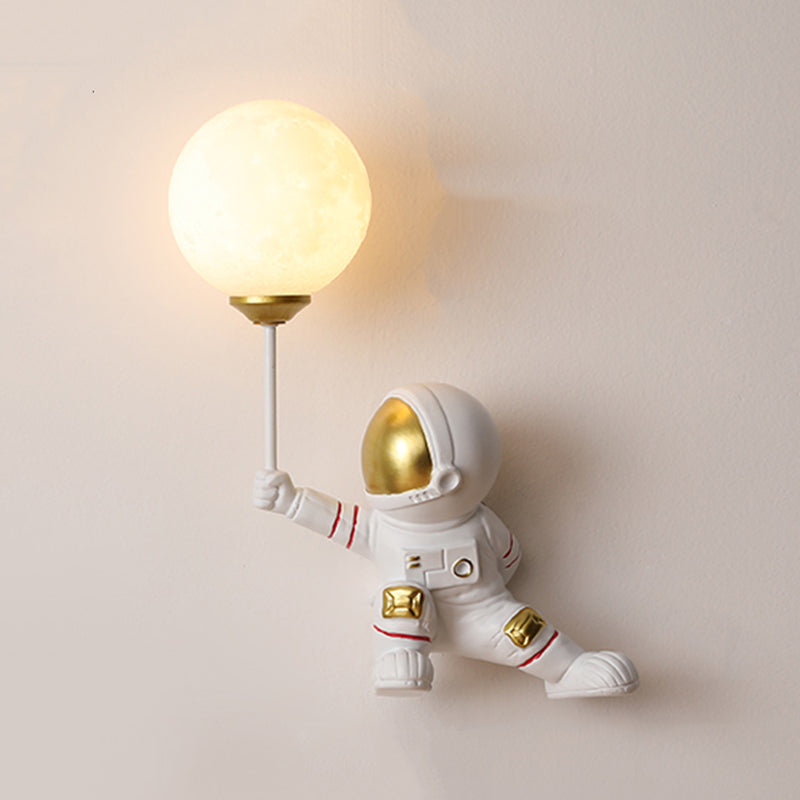 1 - Light Resin Wall Lighting Fixture , Astronaut and Globe Shape Wall Light