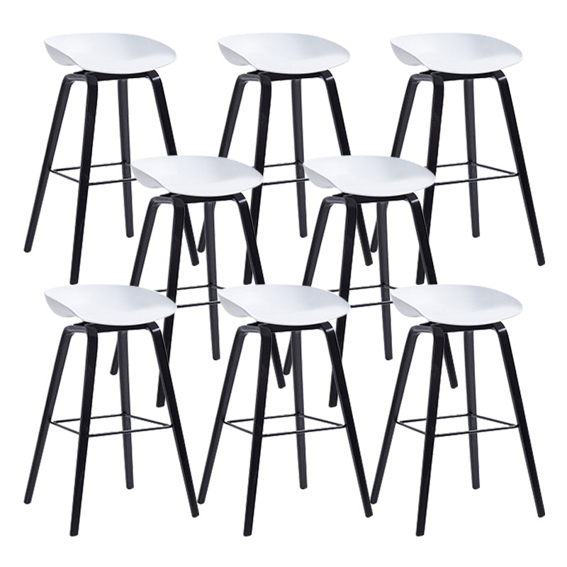 Contemporary Wood Stool Backrest Counter Plastic Counter Stool in Matte Finish for Indoor