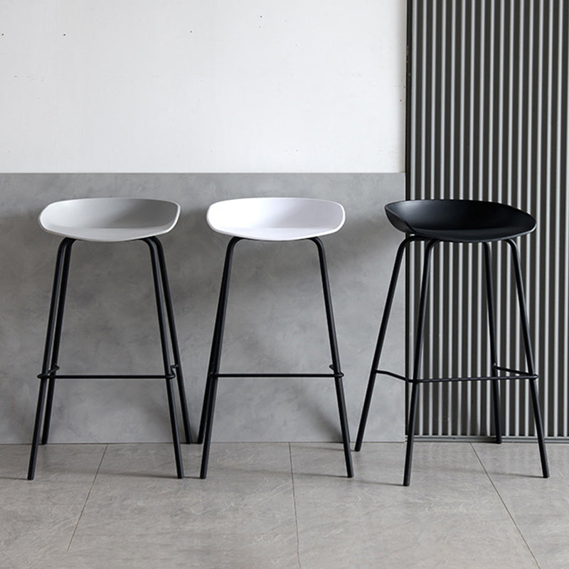 Modern Plastic Contoured Seat Footrest Metal Base Stool for Living Room