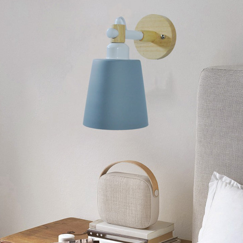 1-Light Flare Wall Light Sconce Modern Style Metal Wall Mounted Lights