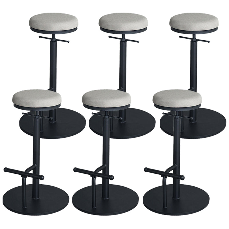 Scandinavian Metal Barstool Faux Leather Counter Stool With 4 Legs in Matte Finish