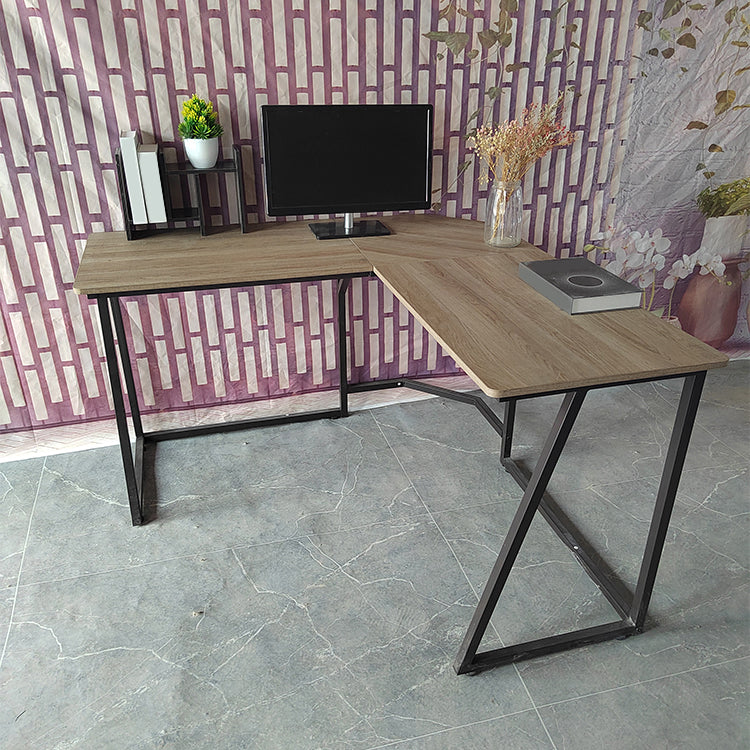 Industrial L-Shape Office Desk Solid Wood Writing Desk for Home