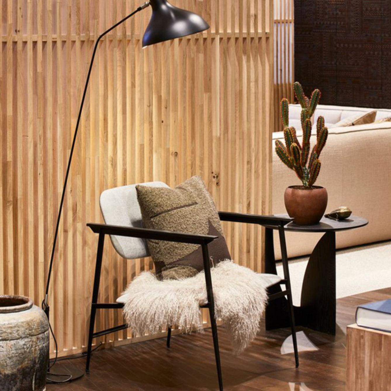 Round Abstract Base Design Solid Wood Table Board Nordic Style Side Table