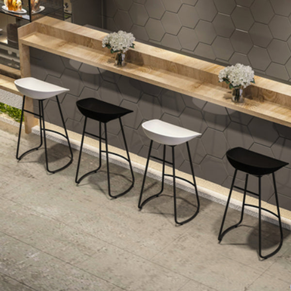 Modern Armless Backrest Counter Stool Iron Bar Stool with Acrylic Seat for Milk Tea Shop