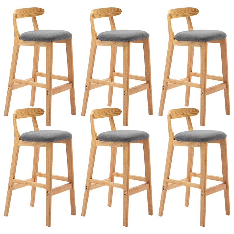 Modern Armless Backrest Counter Stool Rubber Wood Cafe Bar Stool with Seat and Pedal