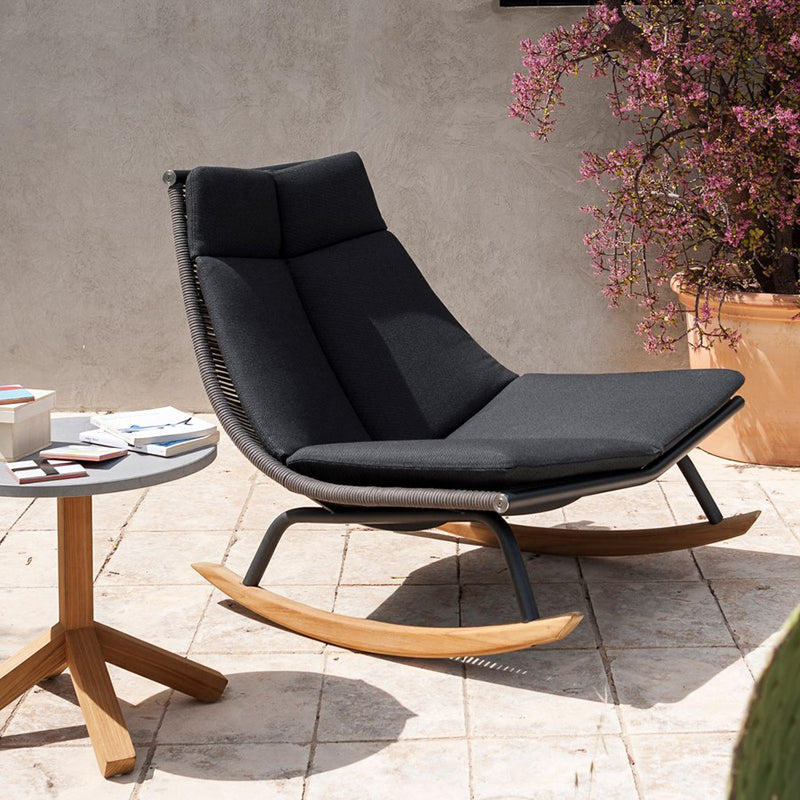 Modern Spindle Rocking Accent Chair Outdoor Woven Rope Rocker Chair