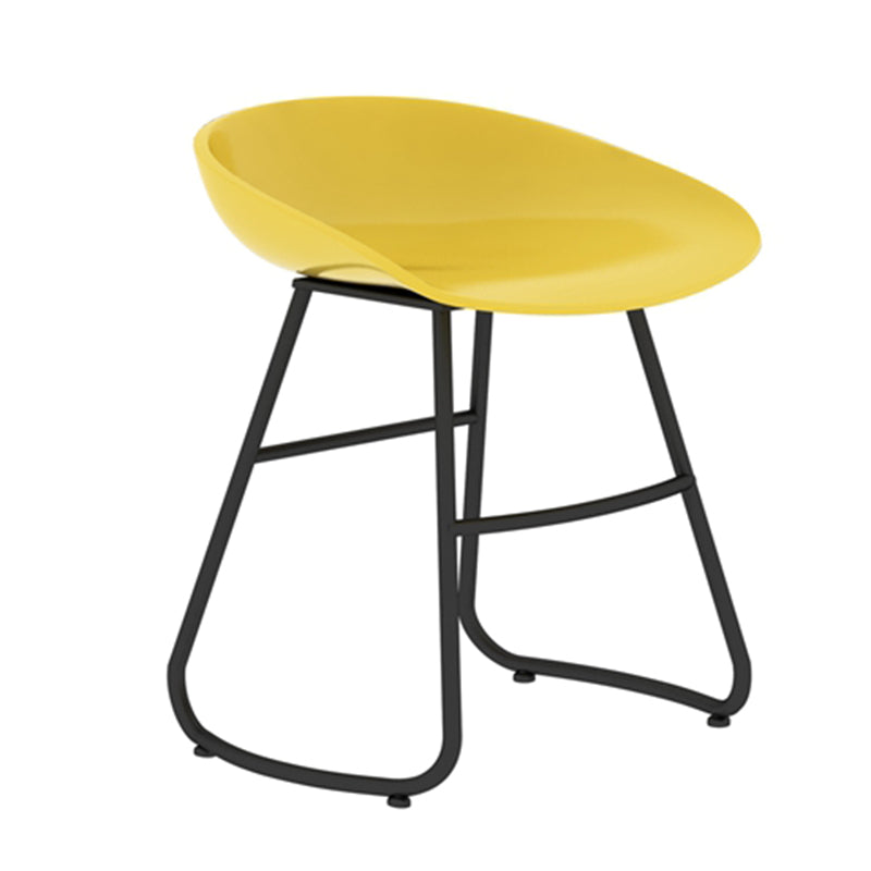 Modern Backrest Armless Counter Stool Iron Bar Stool with Acrylic Seat and Pedal for Cafe