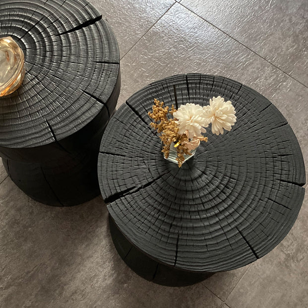 Scandinavian Round Solid Wood Top Side Table 16.5-inch Pedestal End Table