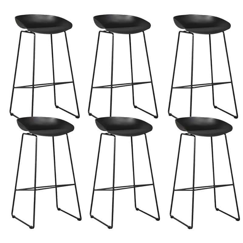 Scandinavian Plastic Bar Stools Footrest Indoor Counter Stool with Metal Legs