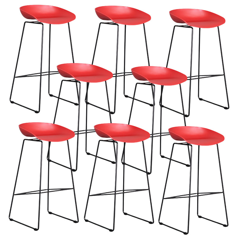 Scandinavian Plastic Bar Stools Footrest Indoor Counter Stool with Metal Legs