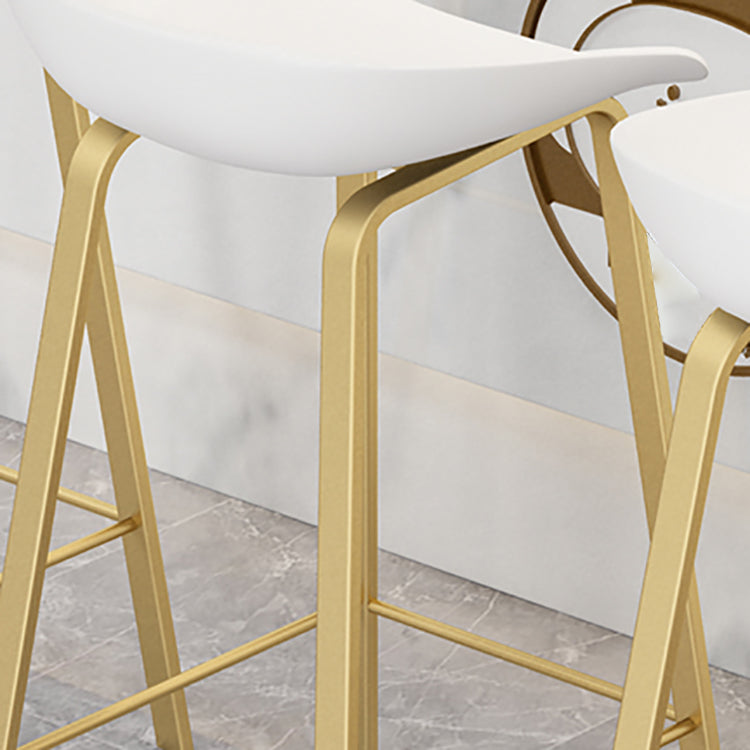 Modern Backrest Counter Stool Iron Bar Stool with Acrylic Seat and Pedal for Milk Tea Shop