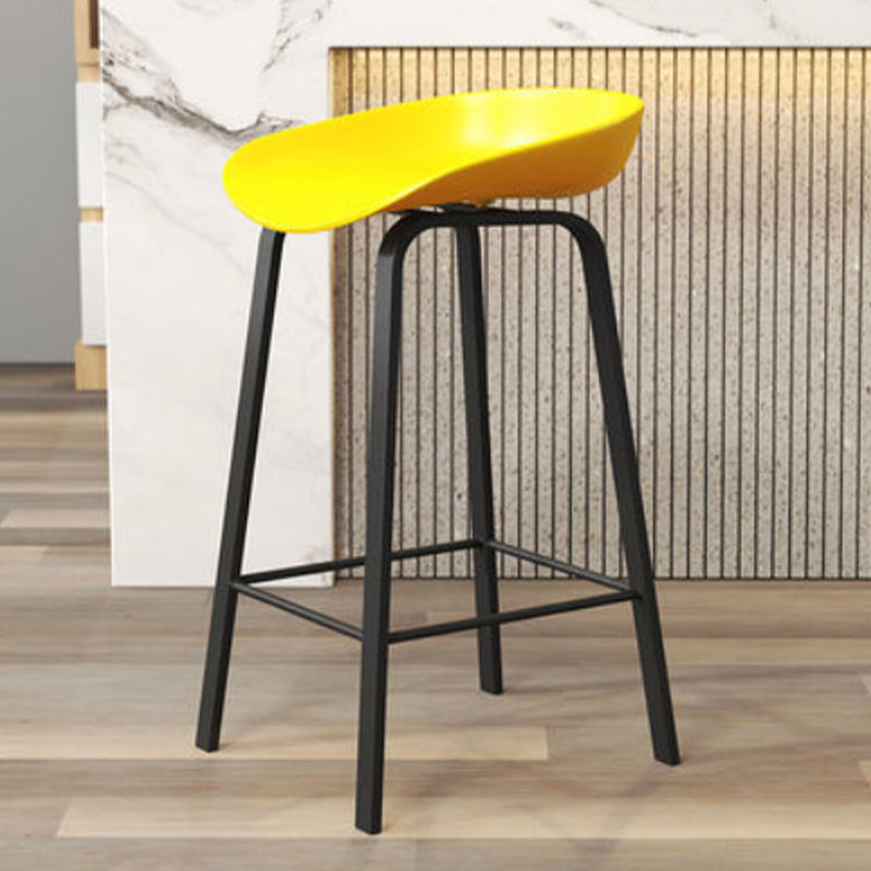 Modern Backrest Counter Stool Iron Bar Stool with Acrylic Seat and Pedal for Milk Tea Shop