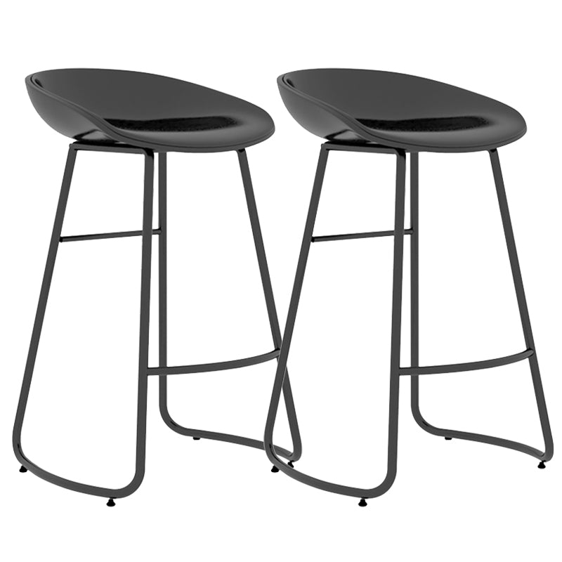 Contemporary Iron Base Bar Stools Plastic Bucket Seat Barstool for Home