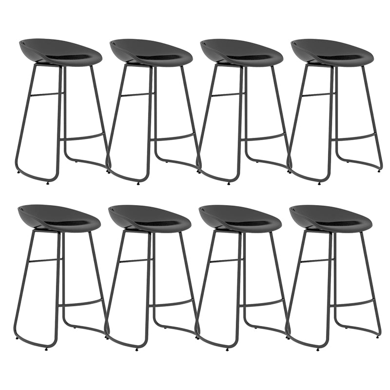 Contemporary Iron Base Bar Stools Plastic Bucket Seat Barstool for Home
