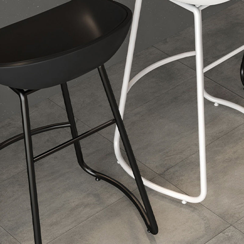 Contemporary Iron Base Bar Stools Plastic Bucket Seat Barstool for Home