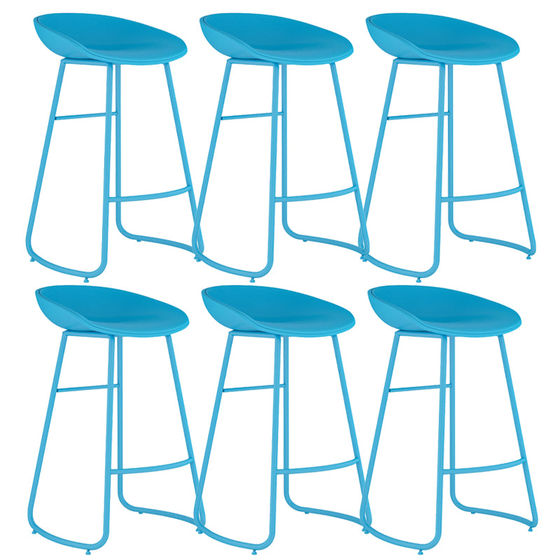 Contemporary Iron Base Bar Stools Plastic Bucket Seat Barstool for Home
