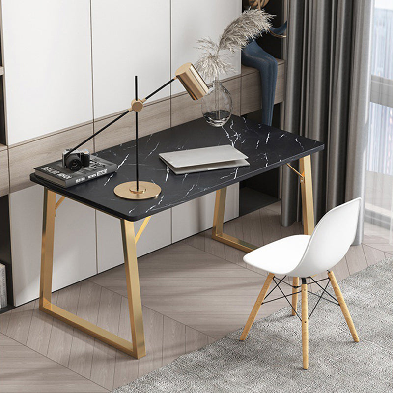 Manufactured Wood Office Desk Rectangular Matte Finish Writing Desk for Home and Office