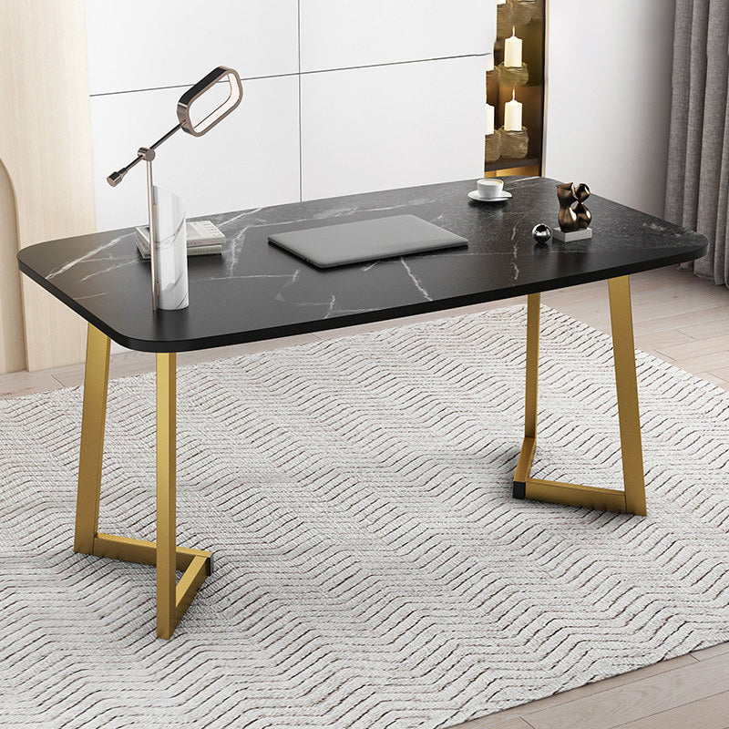 Manufactured Wood Office Desk Rectangular Matte Finish Writing Desk for Home and Office