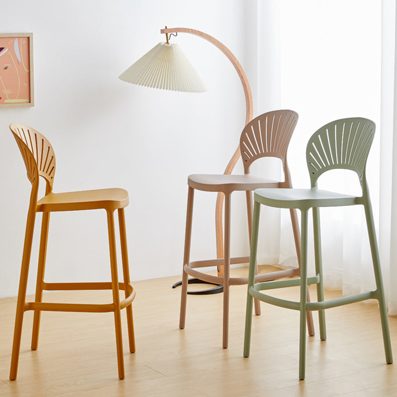 Contemporary Plastic Barstool Plastic Low Back Counter Stool in Matte Finish for Indoor