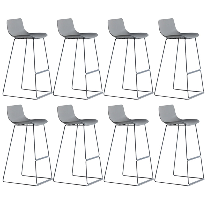 Scandinavian Low Back Counter Stool Plastic Armless Counter Chair