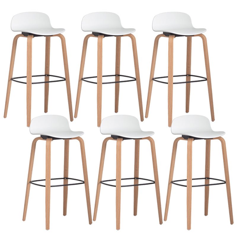 Plastic Low Back Bar Stools Scandinavian Beech Wood Base Barstool
