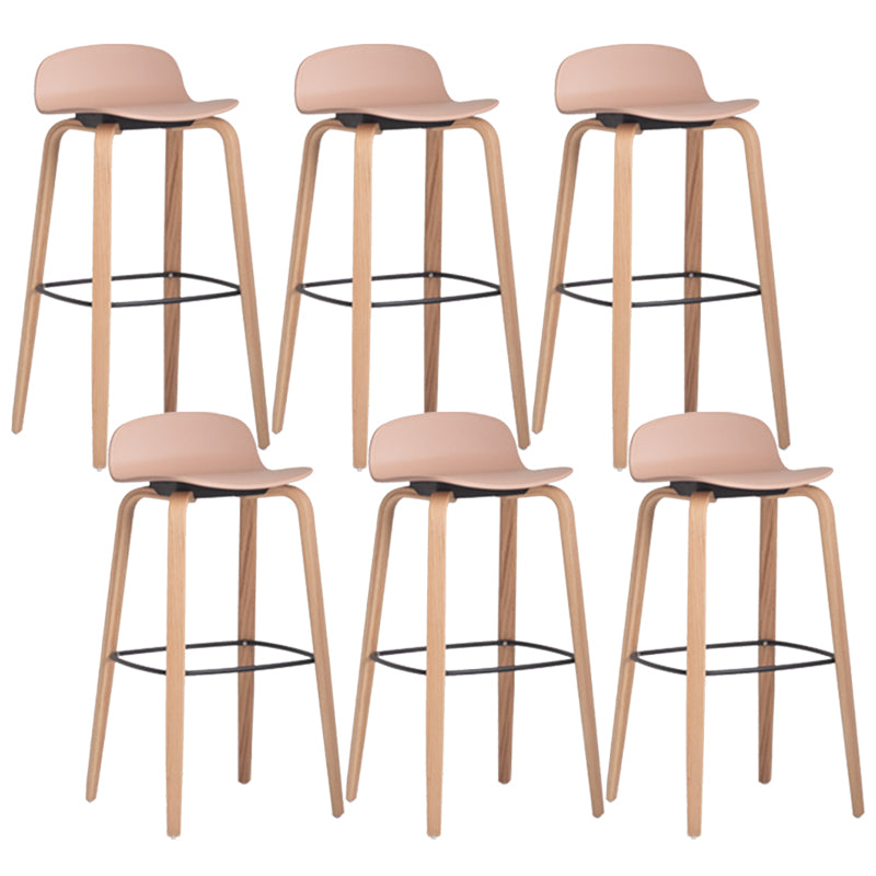 Plastic Low Back Bar Stools Scandinavian Beech Wood Base Barstool