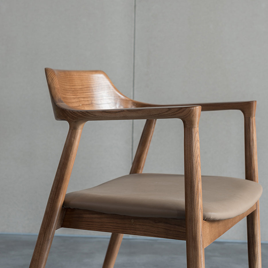 Traditional Style Open Back Chair Dining Arm Chair with Wooden Legs for Kitchen