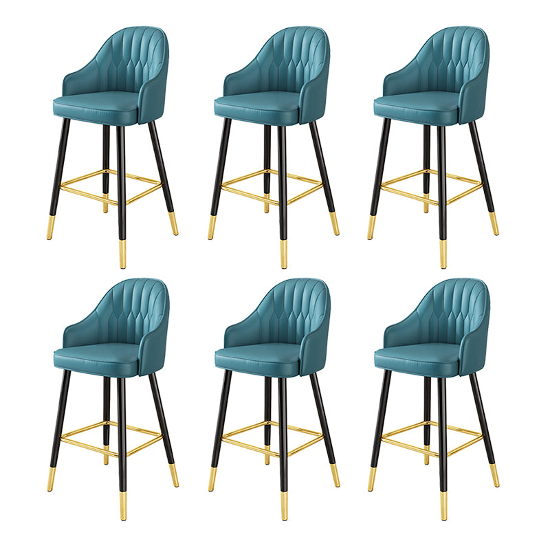 Modern Restaurant Armed Stool Matte Finish Leather Bar Stool