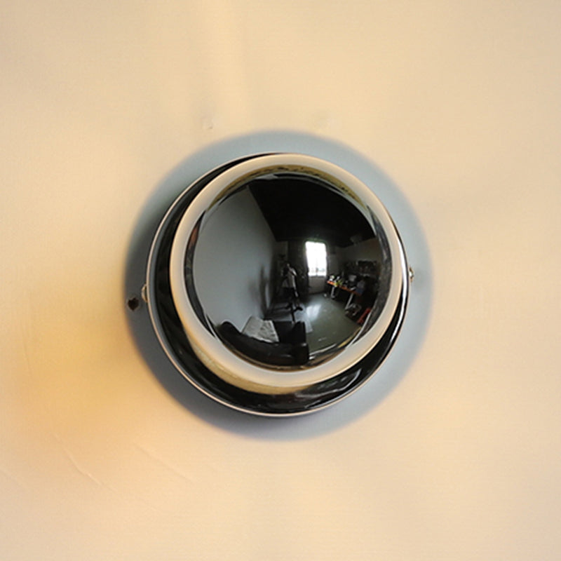Round Sconce Light Fixtures Modern Style Metal 1 Light Wall Mount Lamp in Silver