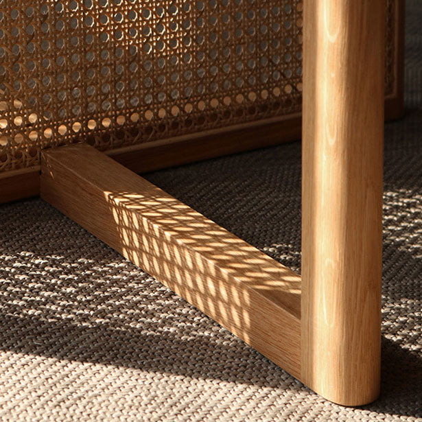 Contemporary Solid Wood Dinner Table Round Wood Base Dining Table